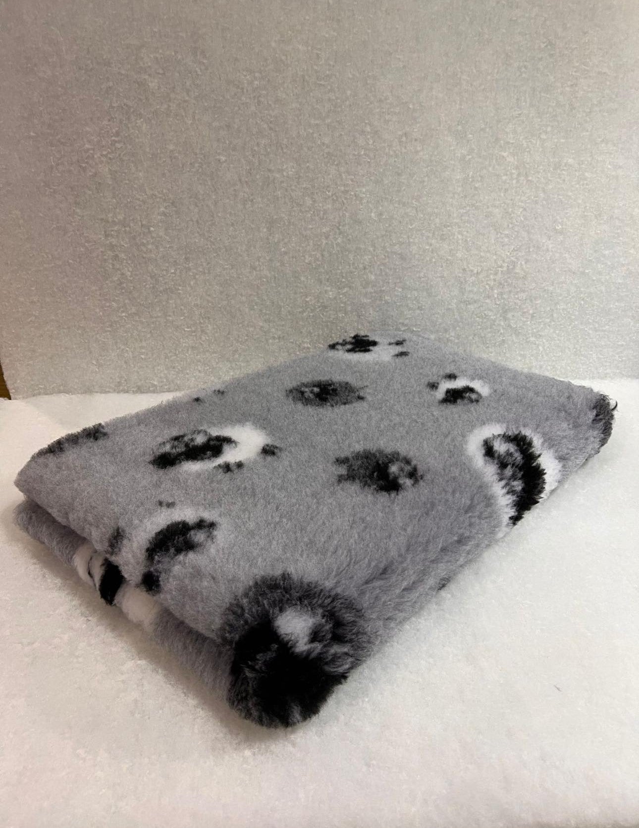 grey sheep Vet Bedding 1mt x 1.5 Mtr