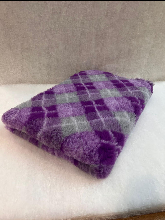 purple vet tartan Vet Bedding 1mt x 1.5 Mtr