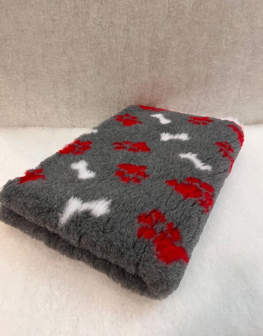 white bones red paws on grey Vet Bedding 1mt x 1.5 Mtr